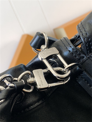 L.V Noé Trunk PM Lambskin leather Black M13484