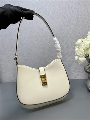 Pra*a cleo shoulder bag shinny leather ivory 1bc169