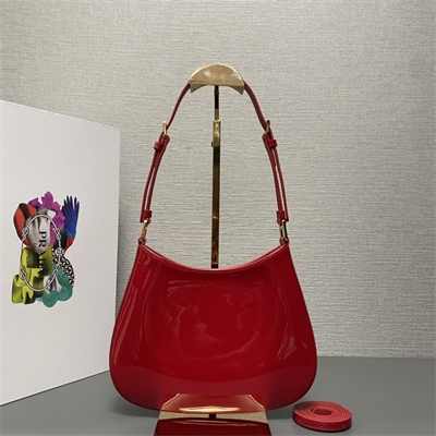 Pra*a cleo patent leather bag cherry red 1bc169