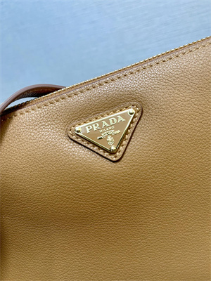 Pra*a mini hobo bag brown calfskin 1bc238