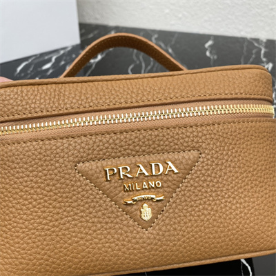 Pra*a vanity case grained leather brown 1bh202