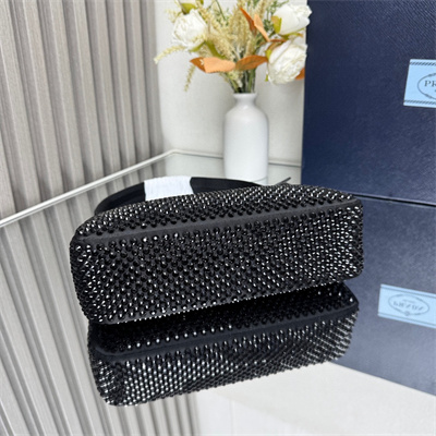 pra*a  re-edition 2000 mini-bag with Di*m*nd all black 1ne515