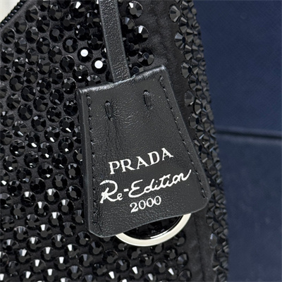 pra*a  re-edition 2000 mini-bag with Di*m*nd all black 1ne515