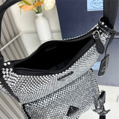 pra*a  re-edition 2000 mini-bag with Di*m*nd black 1ne515