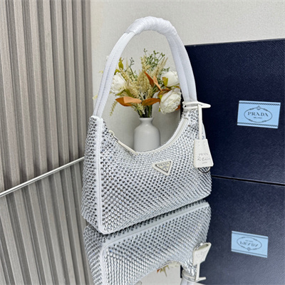 pra*a  re-edition 2000 mini-bag with Di*m*nd white 1ne515
