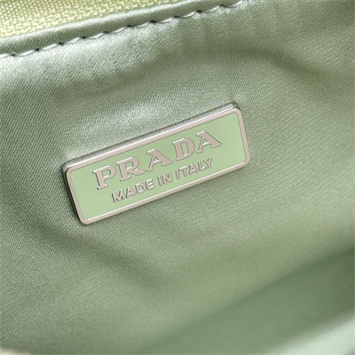 pra*a  re-edition 2000 mini-bag with Di*m*nd green 1ne515