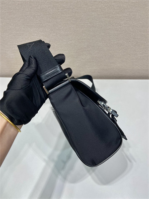 Pra*a re-nylon and leather shoulder bag black 2vd066