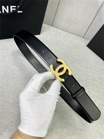 Ch*el belts in calfskin 30mm in black gold/silver hardware