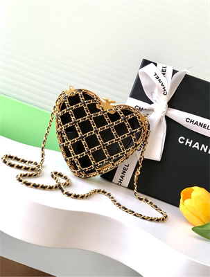Ch*el heart shaped evening bag lamskin black as4027