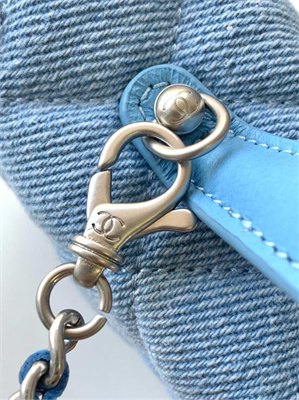 Ch*el long vanity with chain blue denim & silver-tone metal ap4407