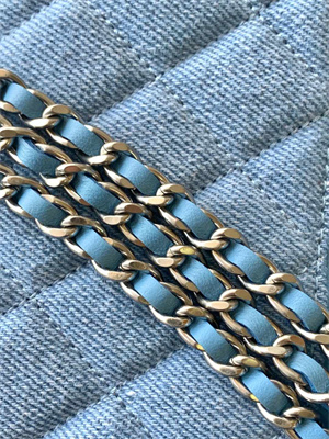 Ch*el long vanity with chain blue denim & silver-tone metal ap4407