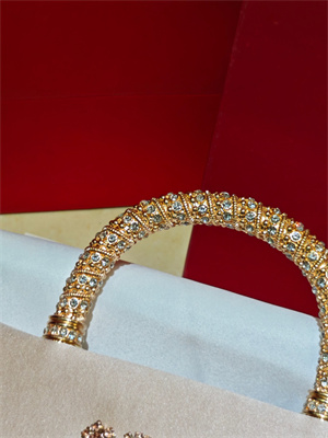 Roger Vivier Jewel Efflorescence Mini Bag In Satin Beige