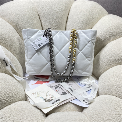 Cha.nel 19 Shopping Bag Lambskin Gold Tone Metal White AS3660