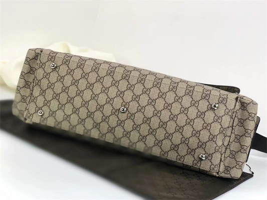 gu.cci gg S*p*e medium baby changing bag 211131