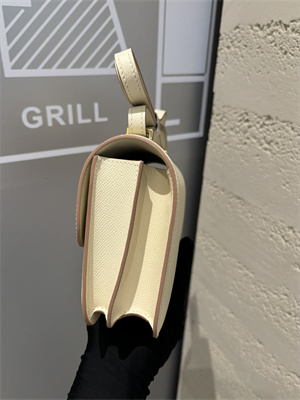 Constance Bag Epsom Leather 18CM Gold/Silver Tone Metal In Craie Color HS  (With mirror)