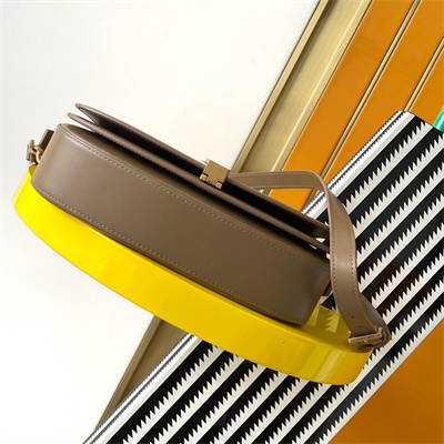 y.s.l voltaire in box Sa**t Lau*nt dk cork