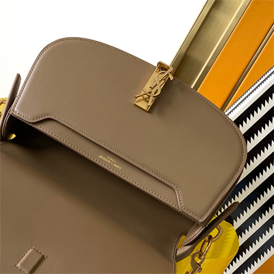 y.s.l voltaire in box Sa**t Lau*nt dk cork