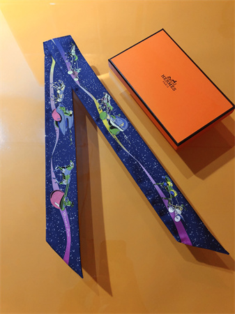 H**mes twilly 100% silk 37841