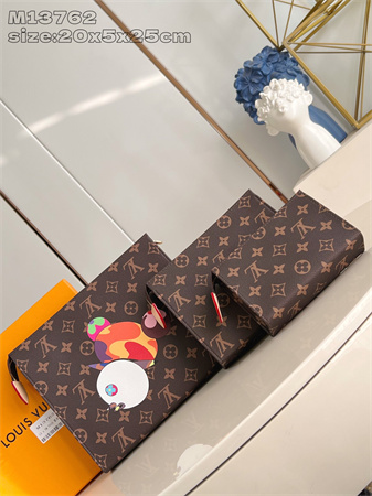 L.V X TM Trio Toilet Pouch Monogram Canvas With Printing M13762
