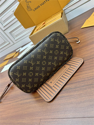 L.V Reversible Nererful Inside Out MM Tan cowhide leather/Monogram Coated Canvas M12061 TOP