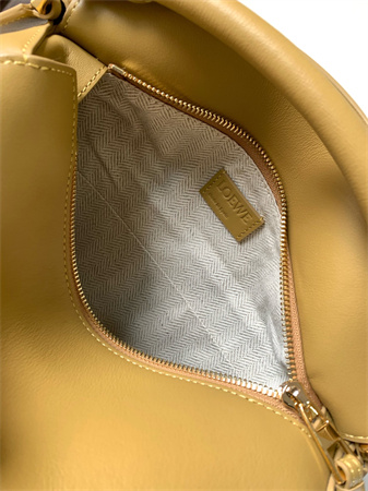 L0ew* small puzzle bag in classic calfskin