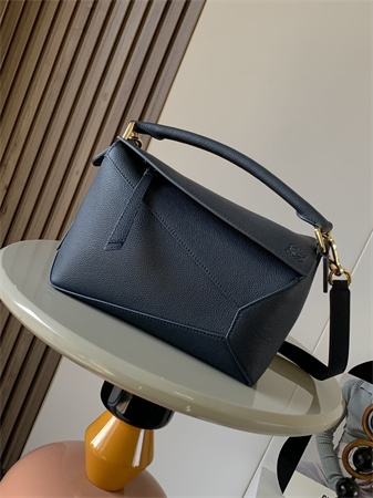 L0ew* small puzzle bag in soft grained calfskin navy