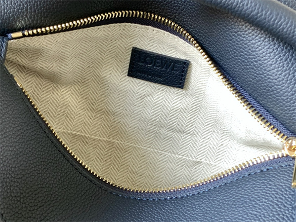 L0ew* small puzzle bag in soft grained calfskin navy