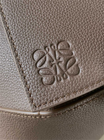 L0ew* puzzle bag in soft grained calfskin