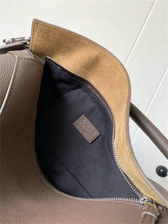 L0ew* puzzle bag in soft grained calfskin