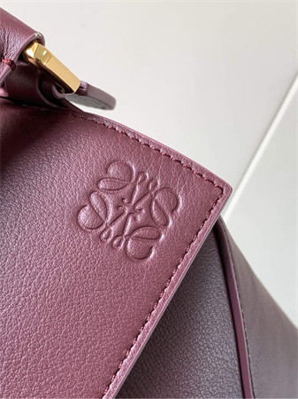 L0ew* puzzle bag in classic calfskin