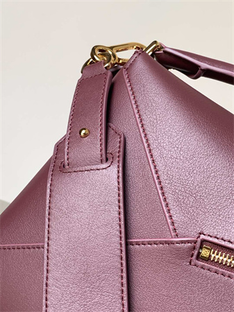 L0ew* puzzle bag in classic calfskin