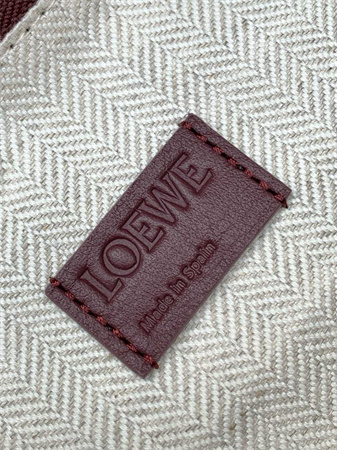 L0ew* puzzle bag in classic calfskin