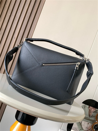 L0ew* puzzle bag in soft grained calfskin