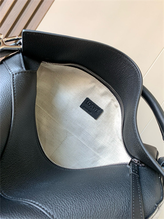 L0ew* puzzle bag in soft grained calfskin