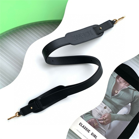 L0ew* strap in calfskin adjustable