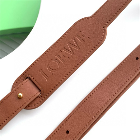 L0ew* strap in calfskin adjustable