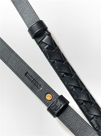 L0ew* woven spiral strap in classic calfskin black