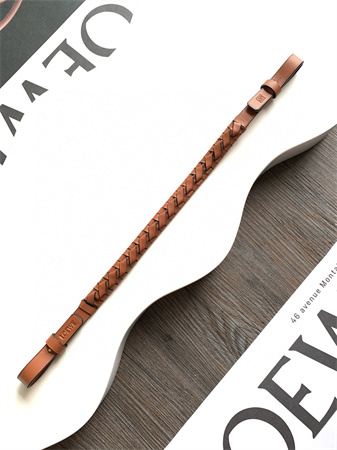 L0ew* woven spiral strap in classic calfskin tan