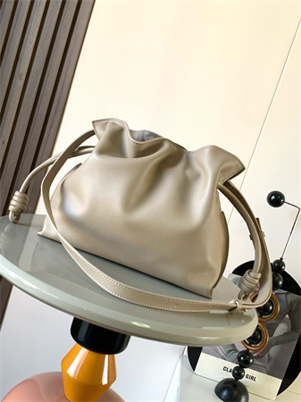 L0ew* medium flamenco clutch in nappa calfskin