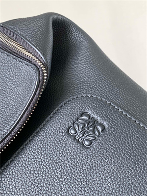 L0ew* goya backpack in soft grained calfskin black