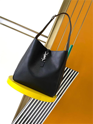 y.s.l le 5 a 7 S*pple large hobo bag in black leather