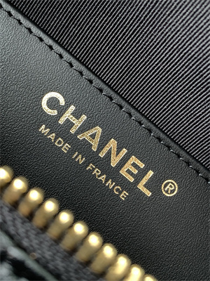 Ch*el hobo bag lambskin gold tone metal black as5528