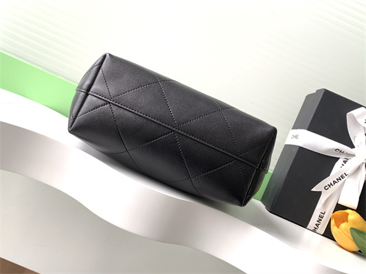 Ch*el hobo bag lambskin gold tone metal black as5403