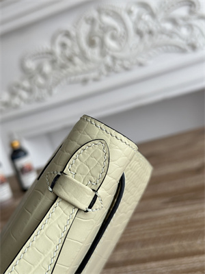 Kelly Pochette Bag Embossed Crocodile Silver Tone Hardware Vanille HS