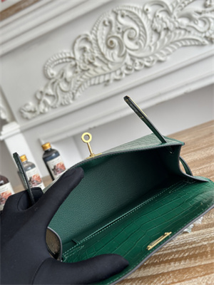 Kelly Pochette Bag Embossed Crocodile Gold Tone Hardware Dk Green HS