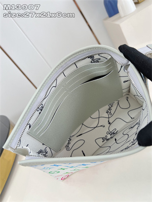 L.V Pochette Voyage MM Iridescent Monogram Canvas M13907