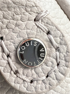 L.V Pochette Métis Monogram Empreinte Brume M13481