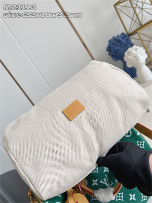 L.V Speedy P9 Bandoulière 30 Monogram Soft Calfskin Green