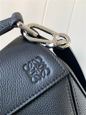 L0ew* small puzzle bag in soft grained calfskin silver tone metal black