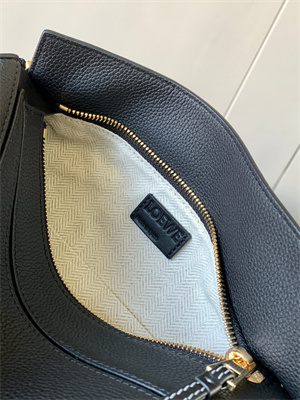 L0ew* small puzzle bag in soft grained calfskin gold tone metal black